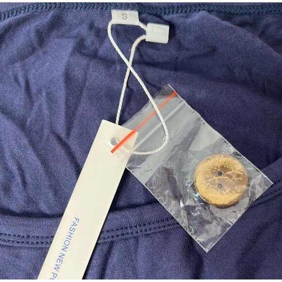 VIISHOW Women's SMALL Long Sleeve Leopard Print Navy Blue Asymmetrical Top NEW! - Picture 5 of 8